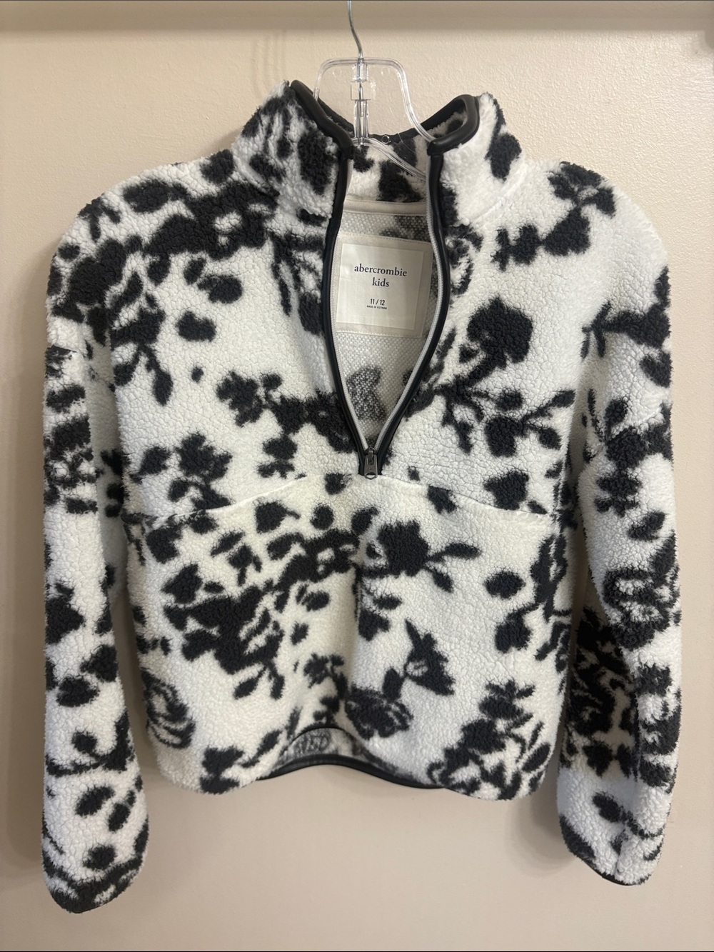 abercrombie kids Black & White Floral Sherpa Half-Zip Pullover